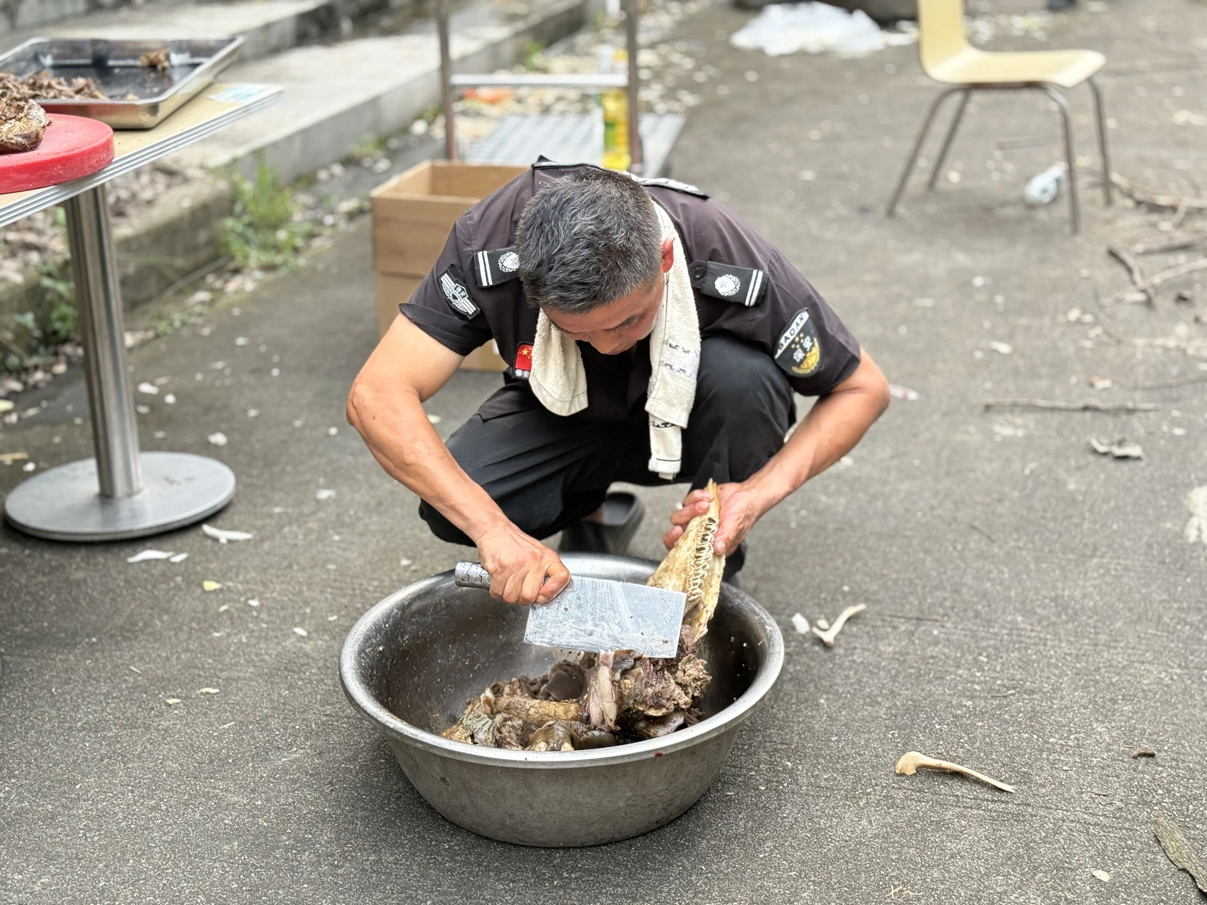 端午浓情，食味安康｜咸宁振宁技工学校师生牛头宴温情开席(图15)